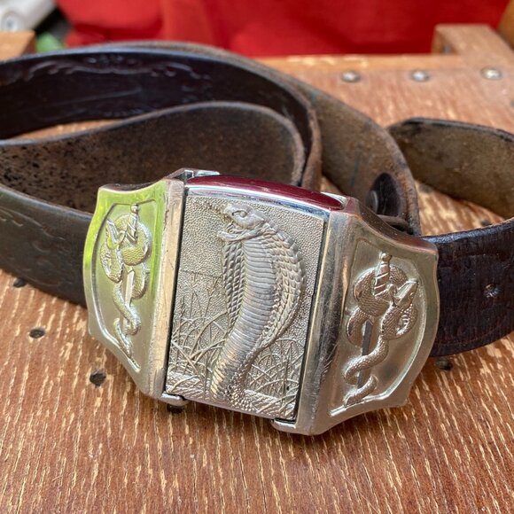 18-(VB&B) Vintage. Collectors. Carroo. Cobra. Lighter. Belt and Buckle. - Picture 1 of 15